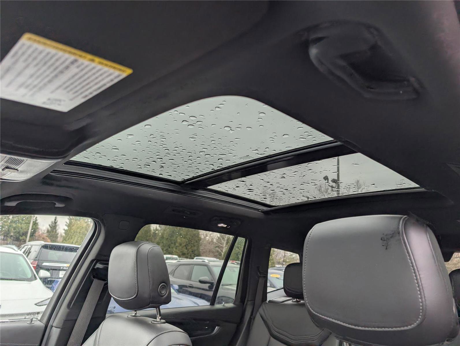 Used 2022 Cadillac XT6 Premium Luxury image 33