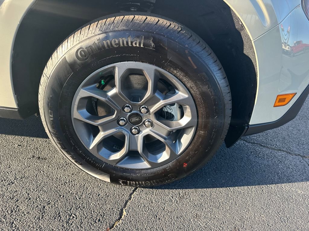New 2025 Ford Maverick XLT w/ XLT Luxury Package image 12