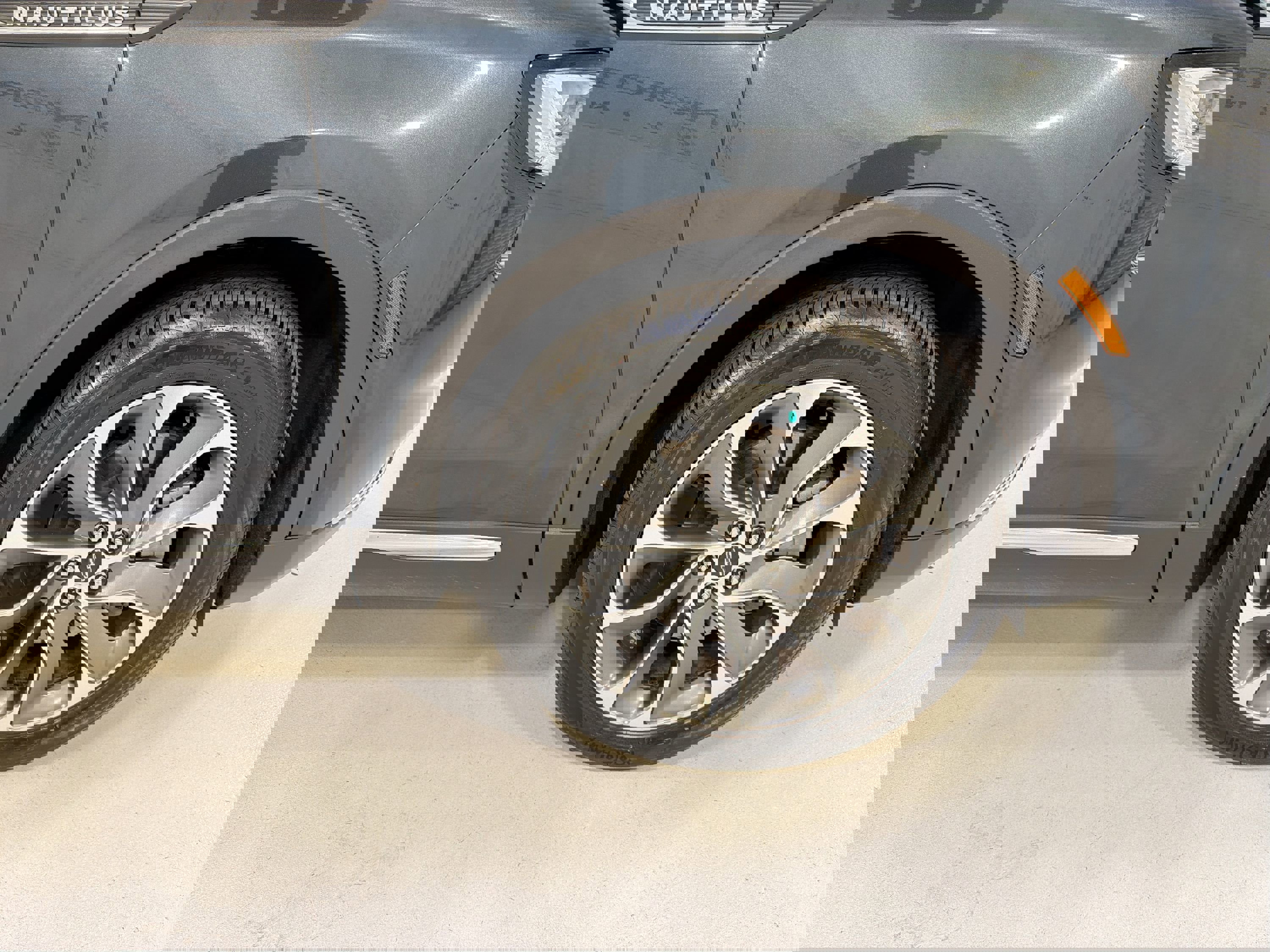 Used 2022 Lincoln Nautilus Reserve image 30