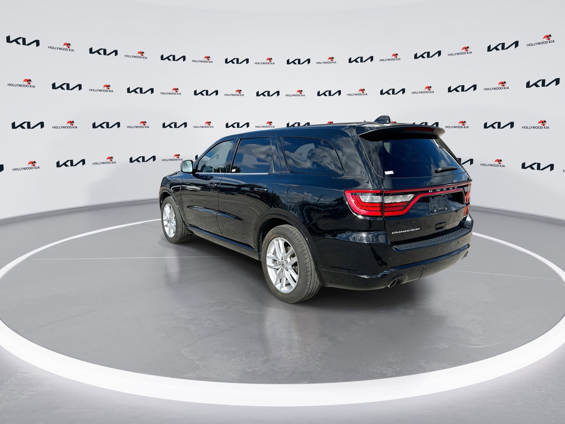 Used 2023 Dodge Durango GT RWD image 6