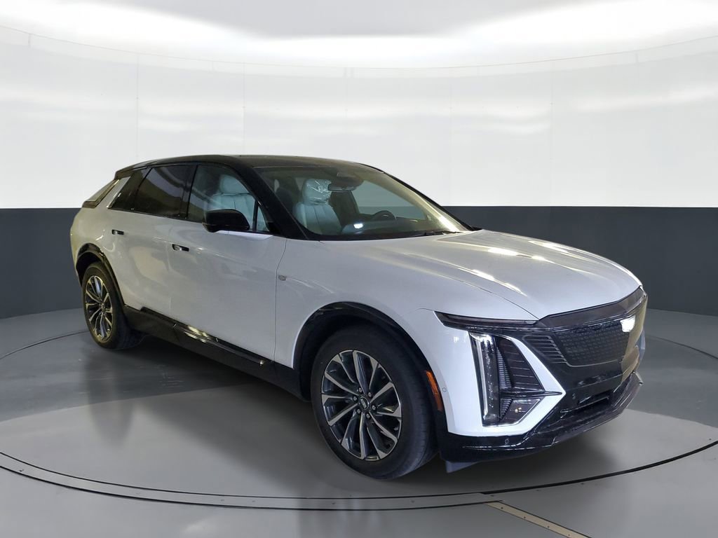 New 2026 Cadillac Lyriq Sport RWD image 2