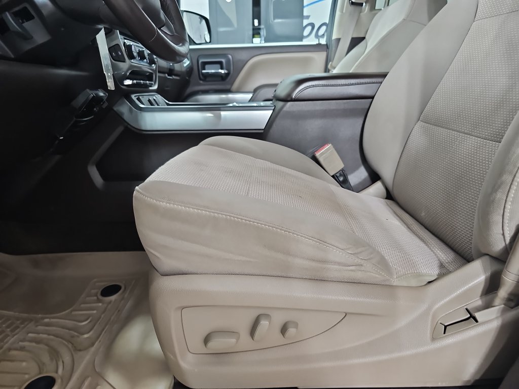 Used 2015 Chevrolet Silverado 1500 LT w/ All Star Edition AWD/4WD image 33