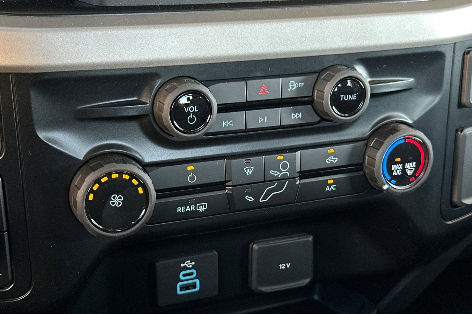 New 2026 Ford F350 XLT image 18