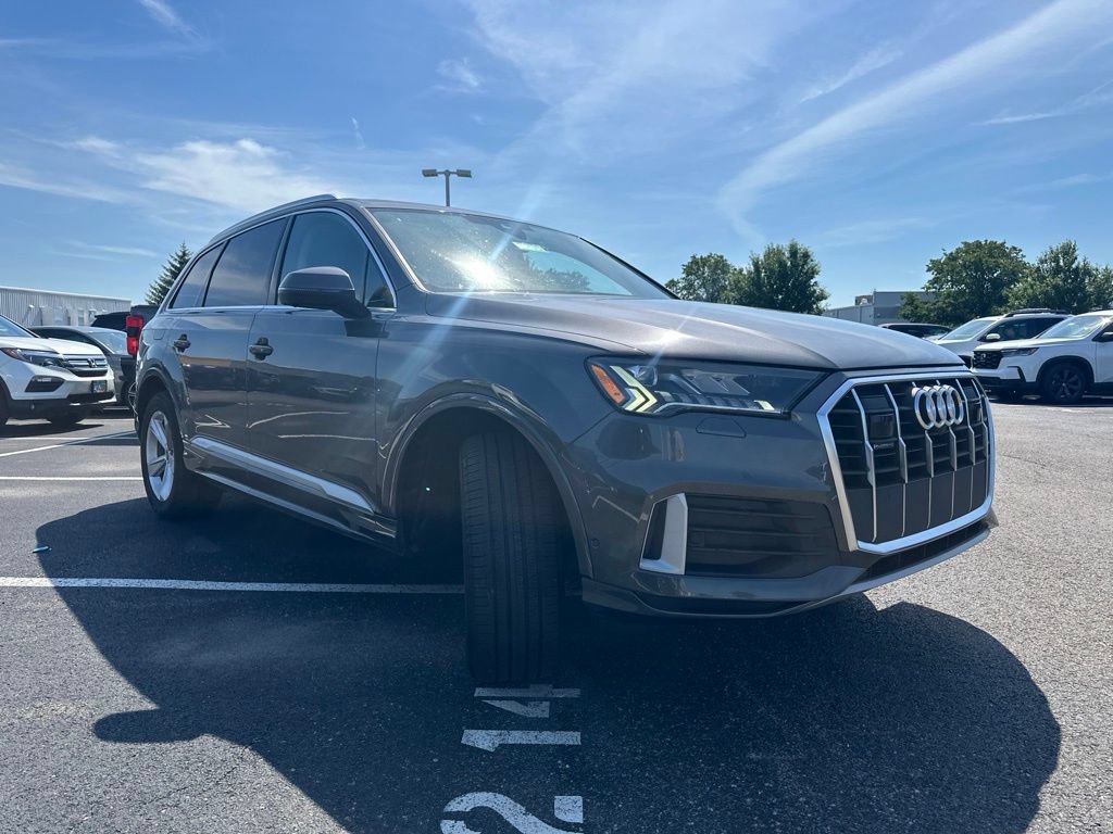 Used 2023 Audi Q7 2.0T Premium Plus w/ Premium Plus Package AWD/4WD image 13
