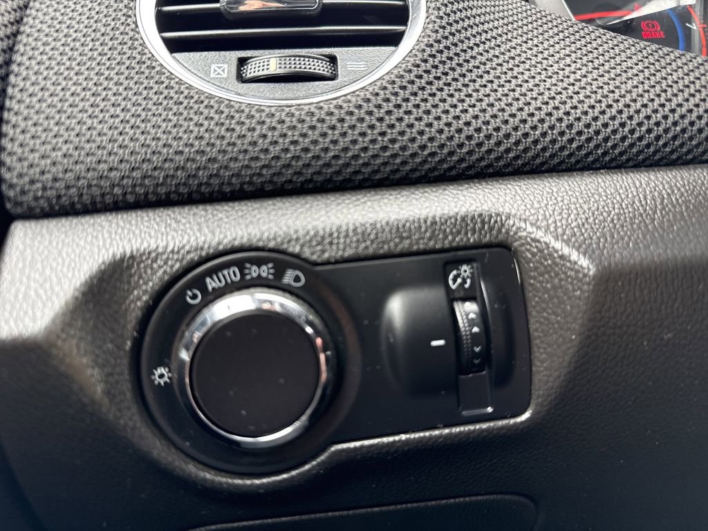 Used 2012 Chevrolet Cruze Eco FWD image 25