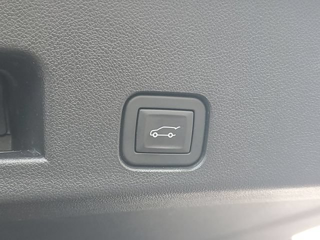 Certified 2025 Buick Enclave Sport Touring w/ Power Package FWD image 8