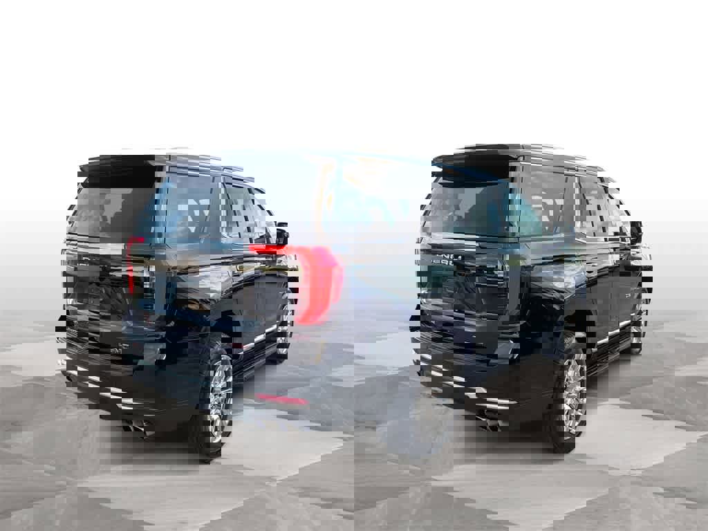 Used 2025 GMC Yukon Denali image 8