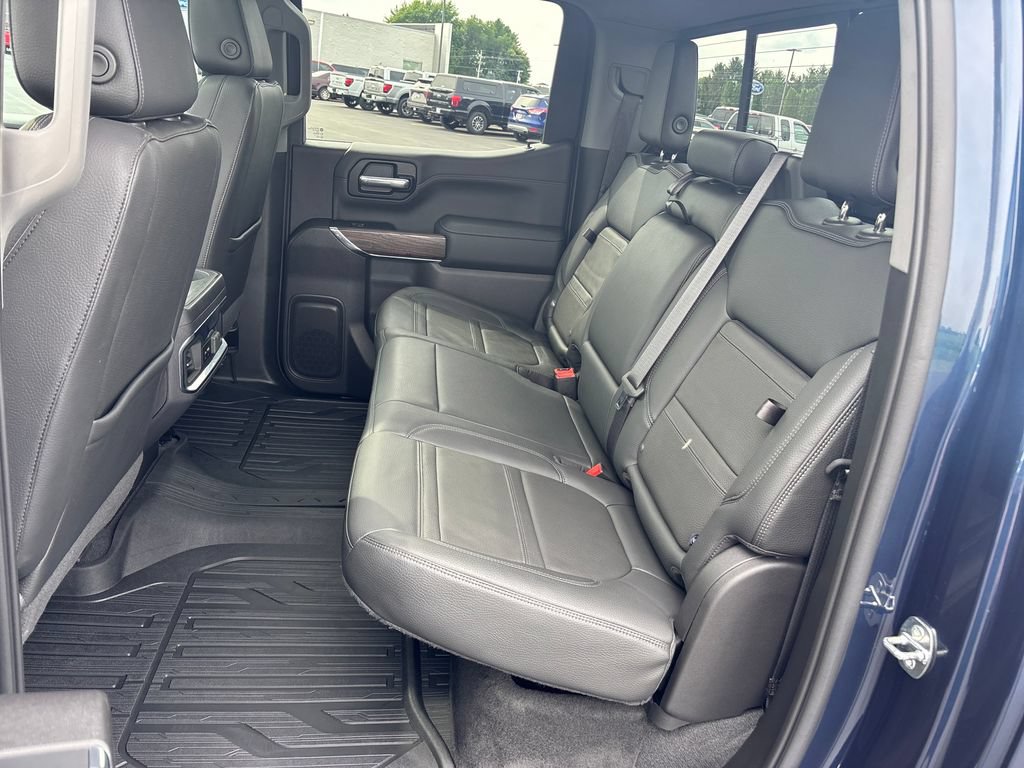 Used 2022 GMC Sierra 1500 Denali w/ Denali Premium Package AWD/4WD image 23