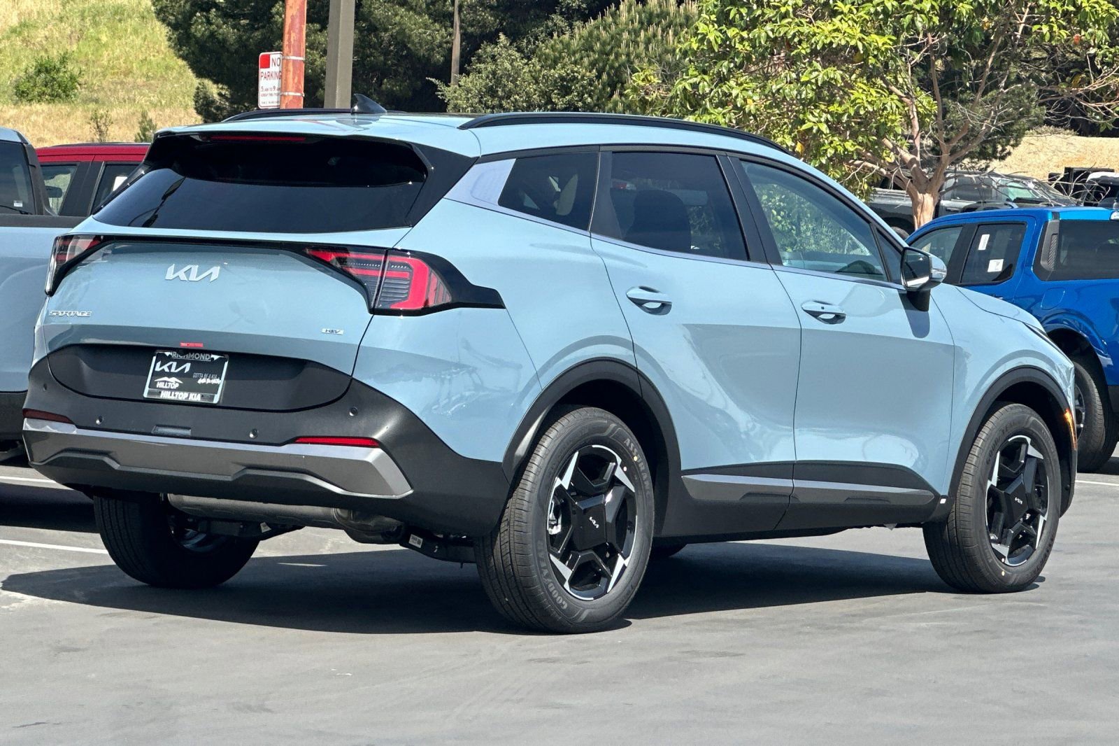 New 2026 Kia Sportage EX w/ EX Panoramic Sunroof Package image 4