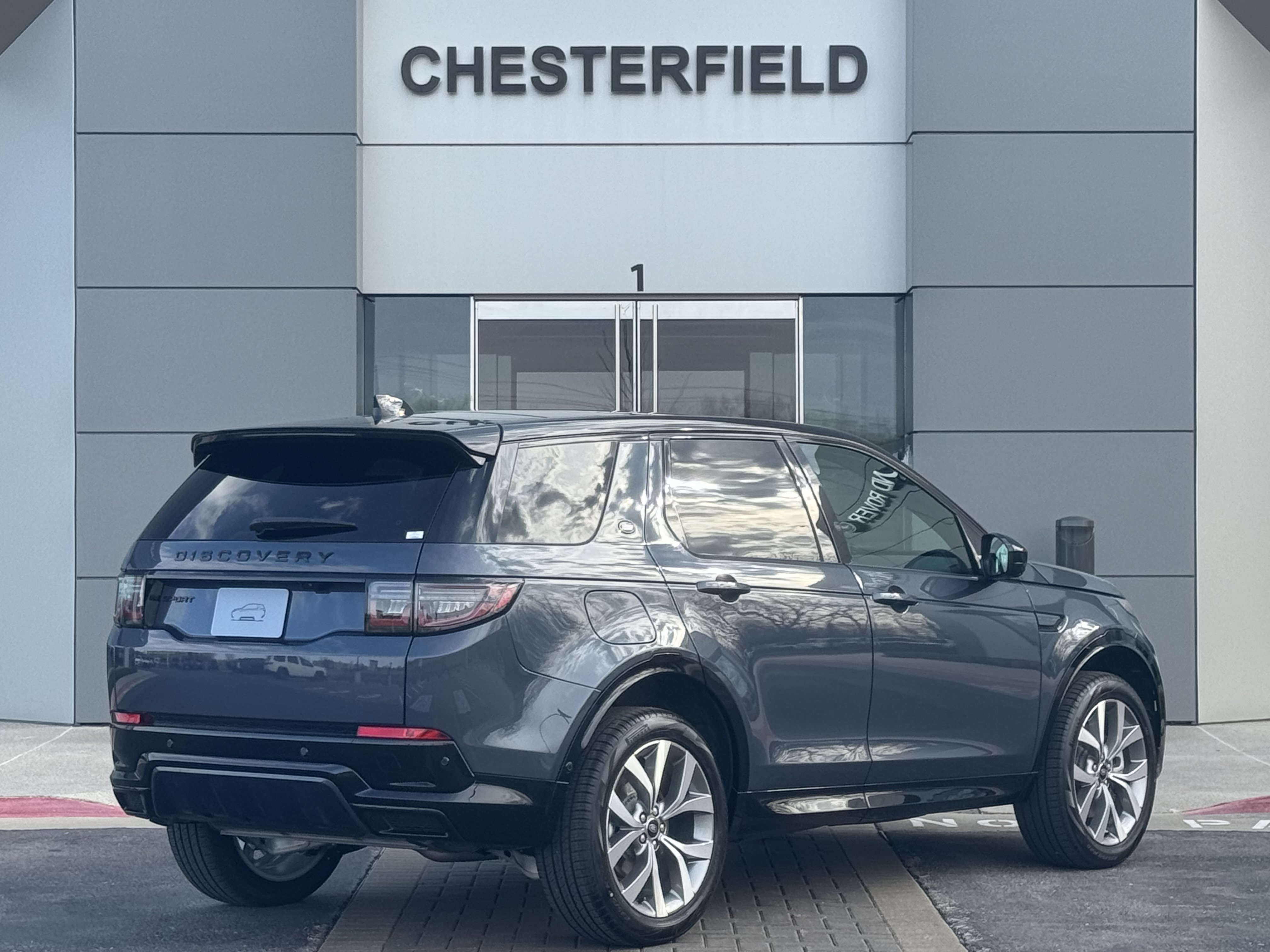 New 2026 Land Rover Discovery Sport Landmark AWD/4WD image 2