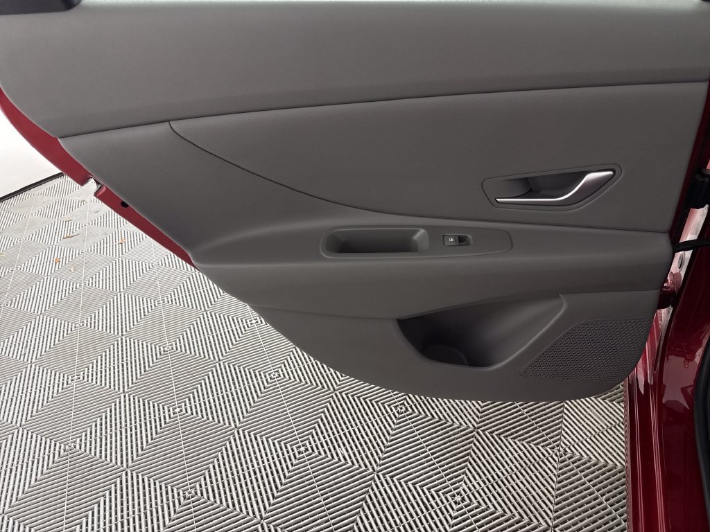 Certified 2024 Hyundai Elantra SEL FWD image 14