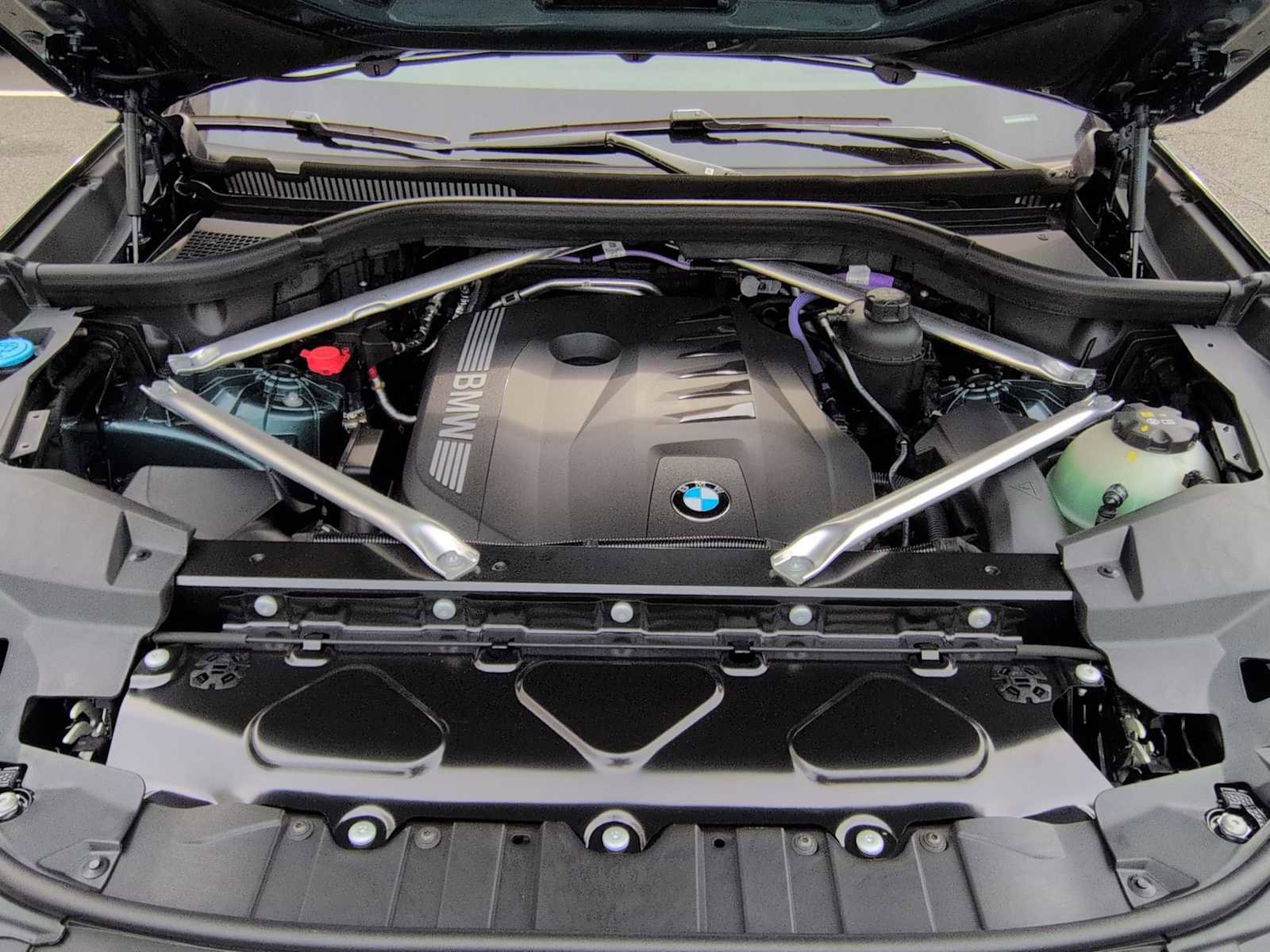 Used 2026 BMW X5 xDrive40i w/ Premium Package image 15