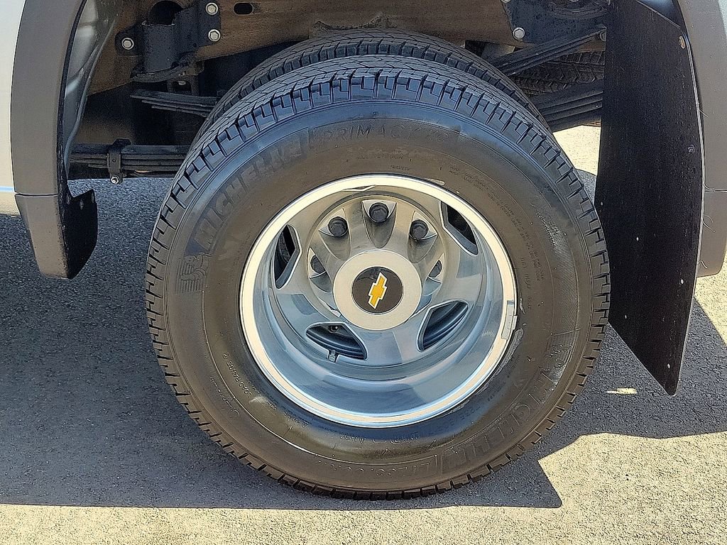 Used 2022 Chevrolet Silverado 3500 LTZ w/ LTZ Convenience Package image 10