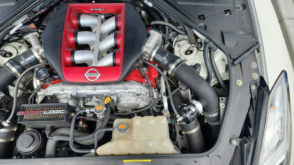 Used 2015 Nissan GT-R NISMO AWD/4WD image 52