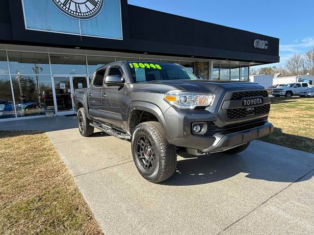 Used 2020 Toyota Tacoma SR image 1