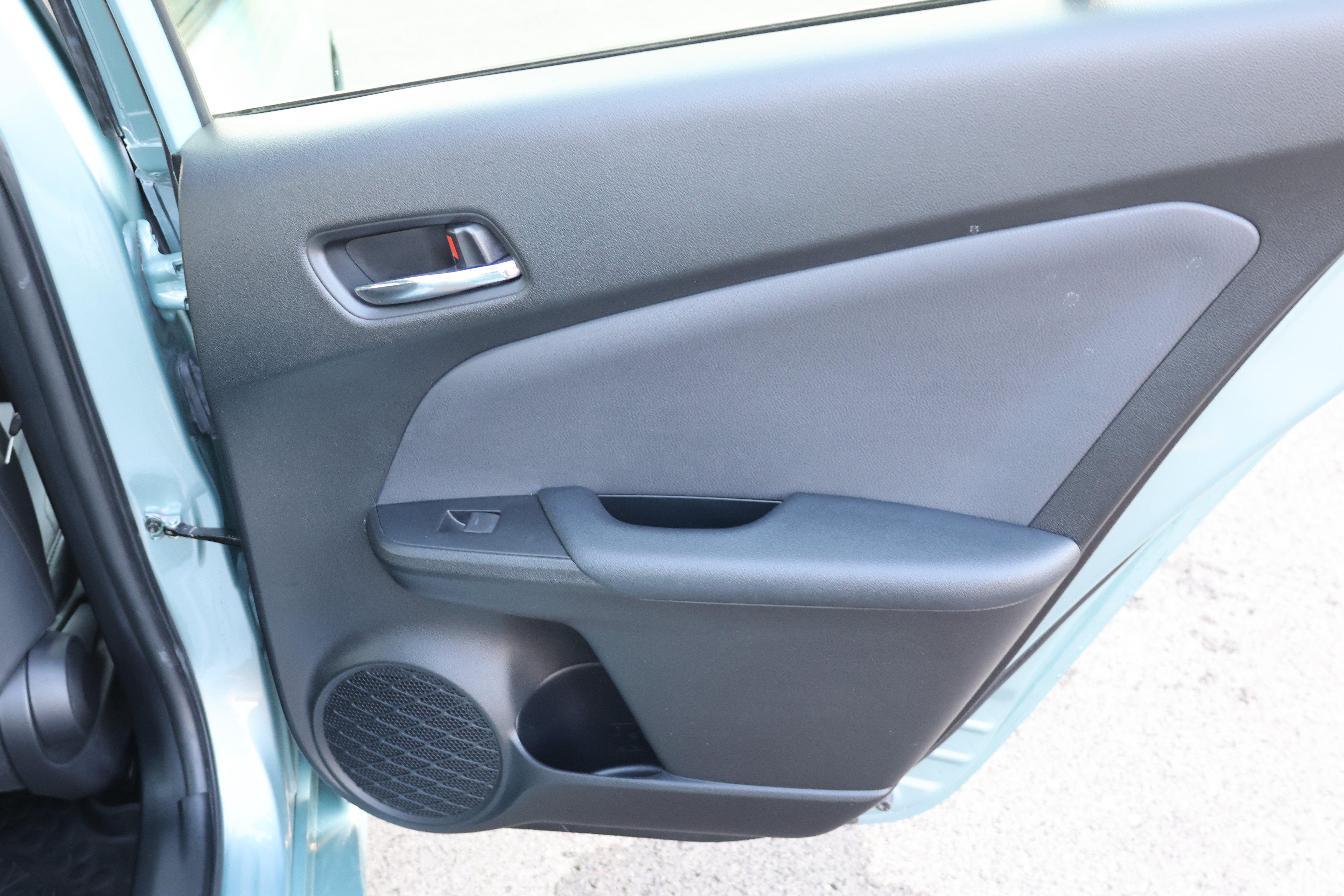 Certified 2020 Toyota Prius XLE AWD/4WD image 18