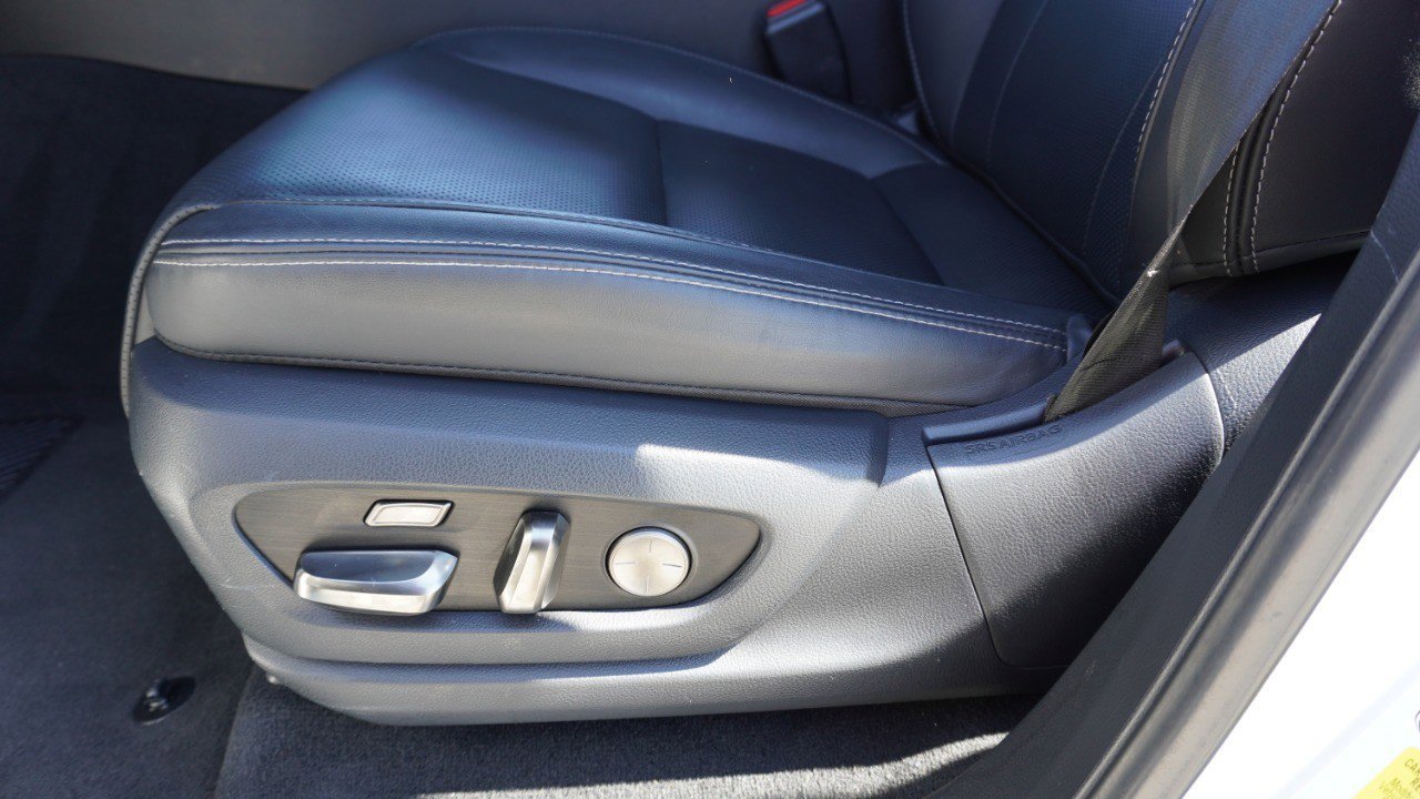 Used 2023 Lexus LX 600 4WD w/ Appearance Package image 26