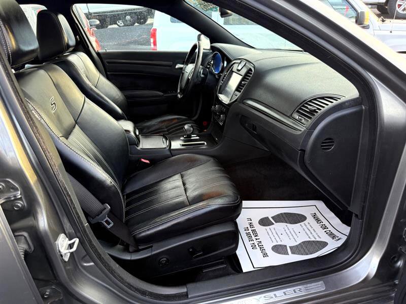 Used 2012 Chrysler 300 S w/ Luxury Group image 25