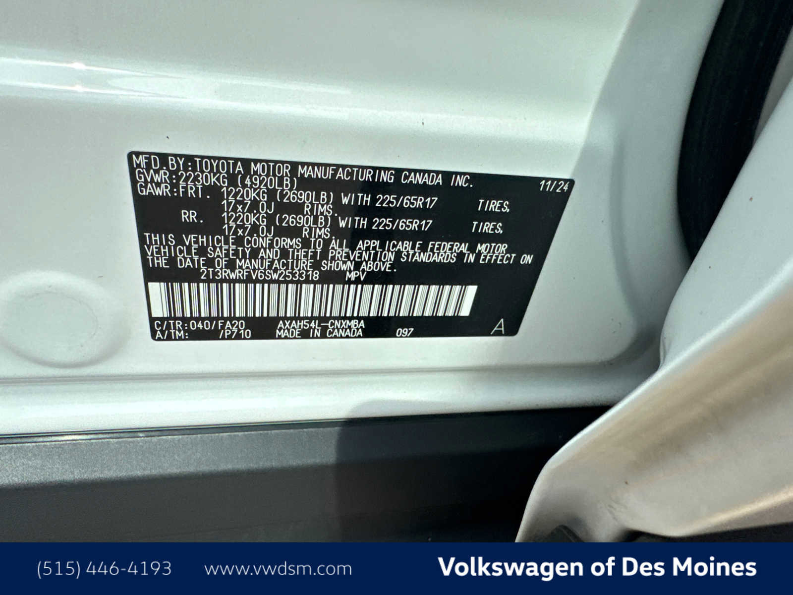 Used 2025 Toyota RAV4 XLE image 21