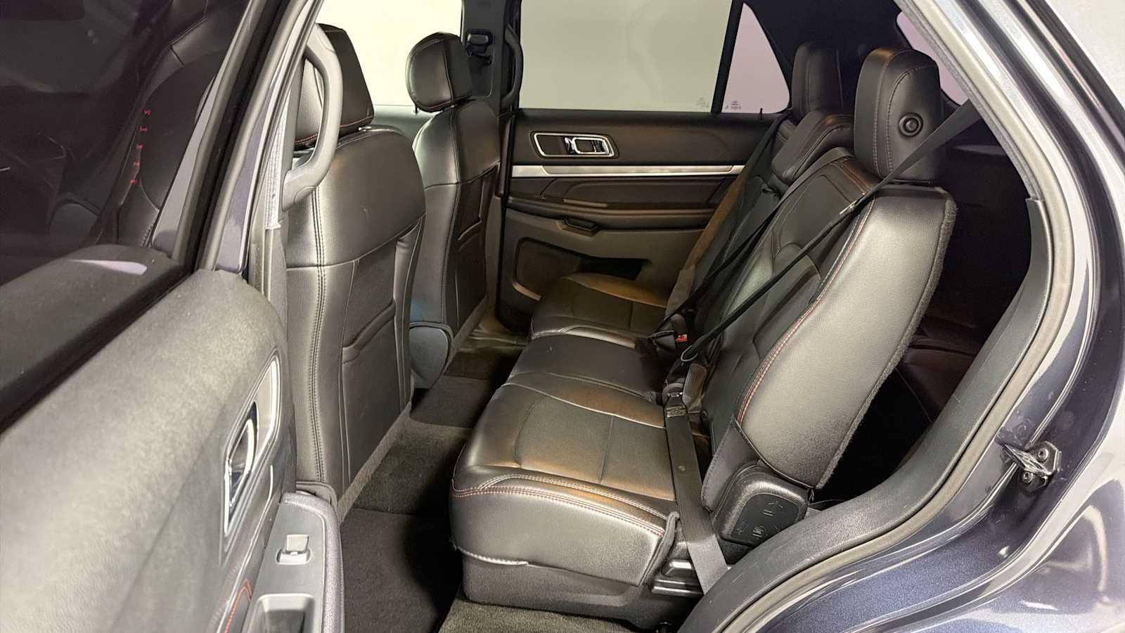 Used 2017 Ford Explorer Sport w/ Equipment Group 401A AWD/4WD image 24