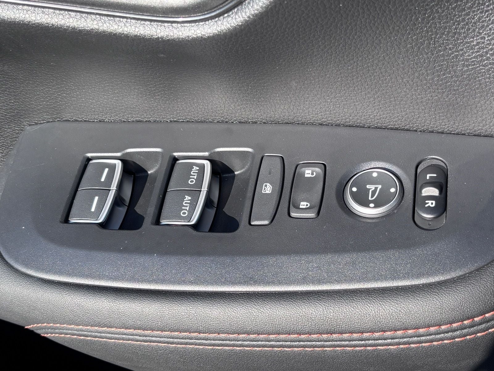 Used 2024 Honda HR-V Sport image 21