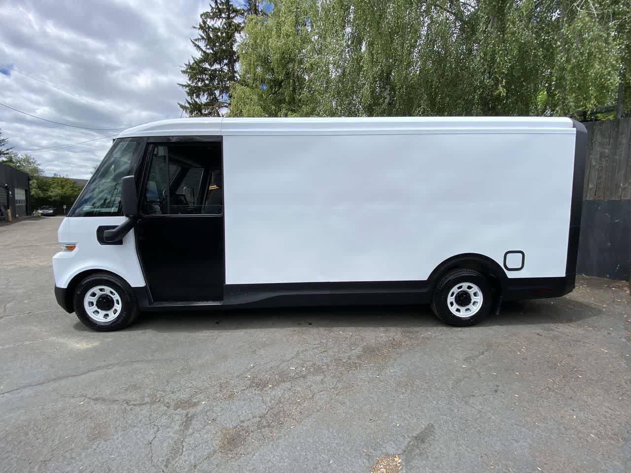 Used 2023 Chevrolet Brightdrop 600 w/ Active Safety Package 2 AWD/4WD image 3