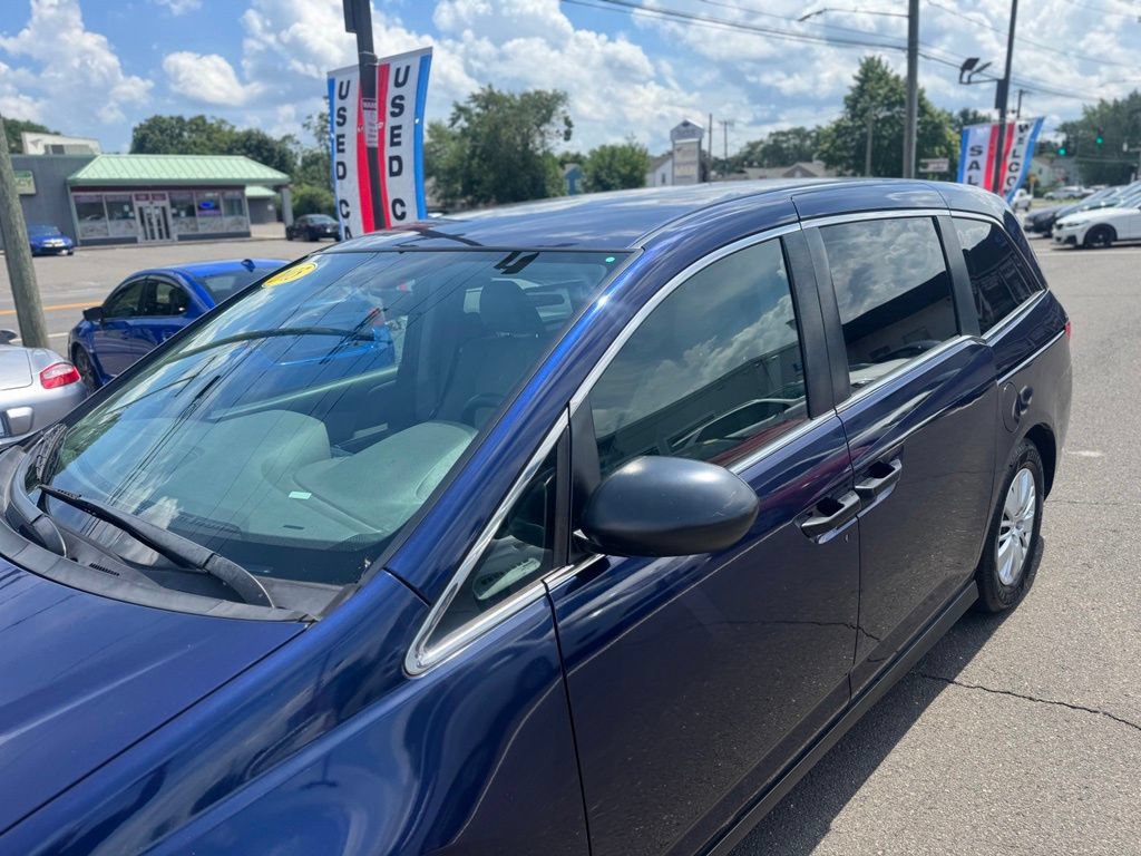 Used 2015 Honda Odyssey LX image 9
