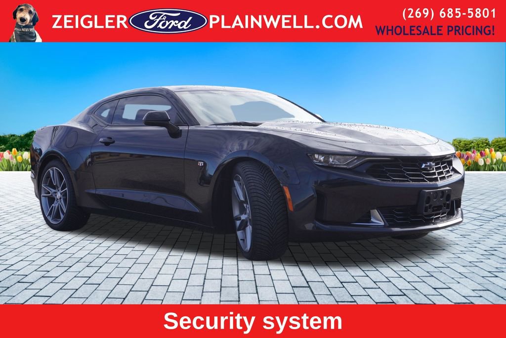 Used 2019 Chevrolet Camaro LT image 9
