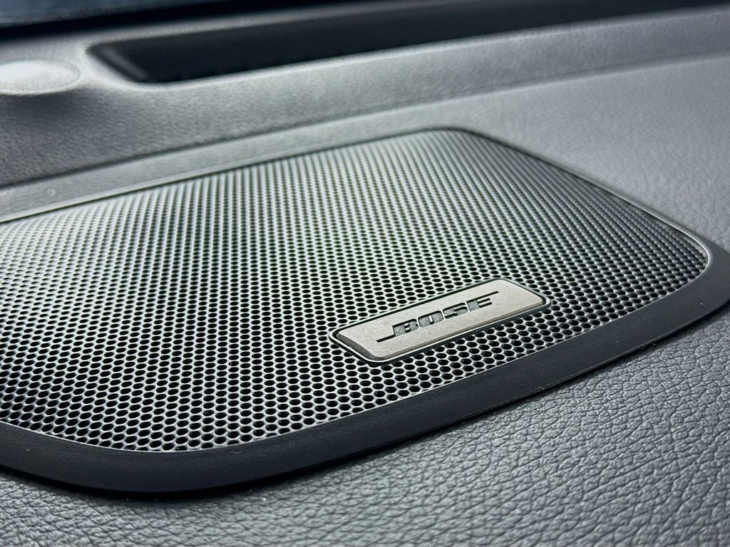 Used 2018 Nissan Rogue SL w/ Premium Package image 23