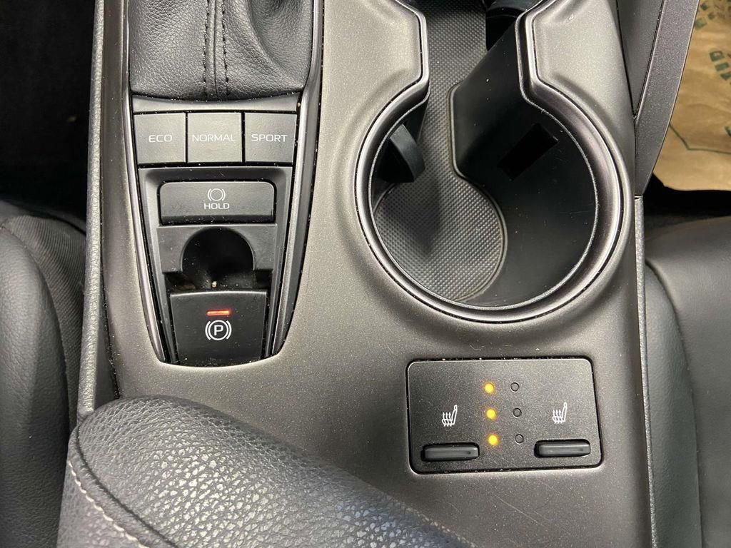 Used 2023 Toyota Camry XSE image 16