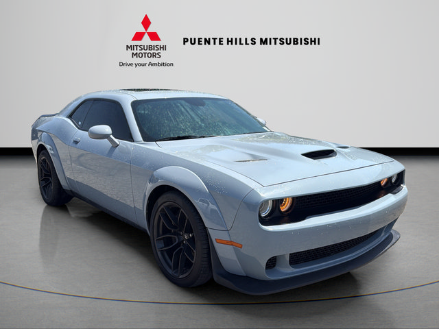 Used 2022 Dodge Challenger R/T Scat Pack RWD image 3