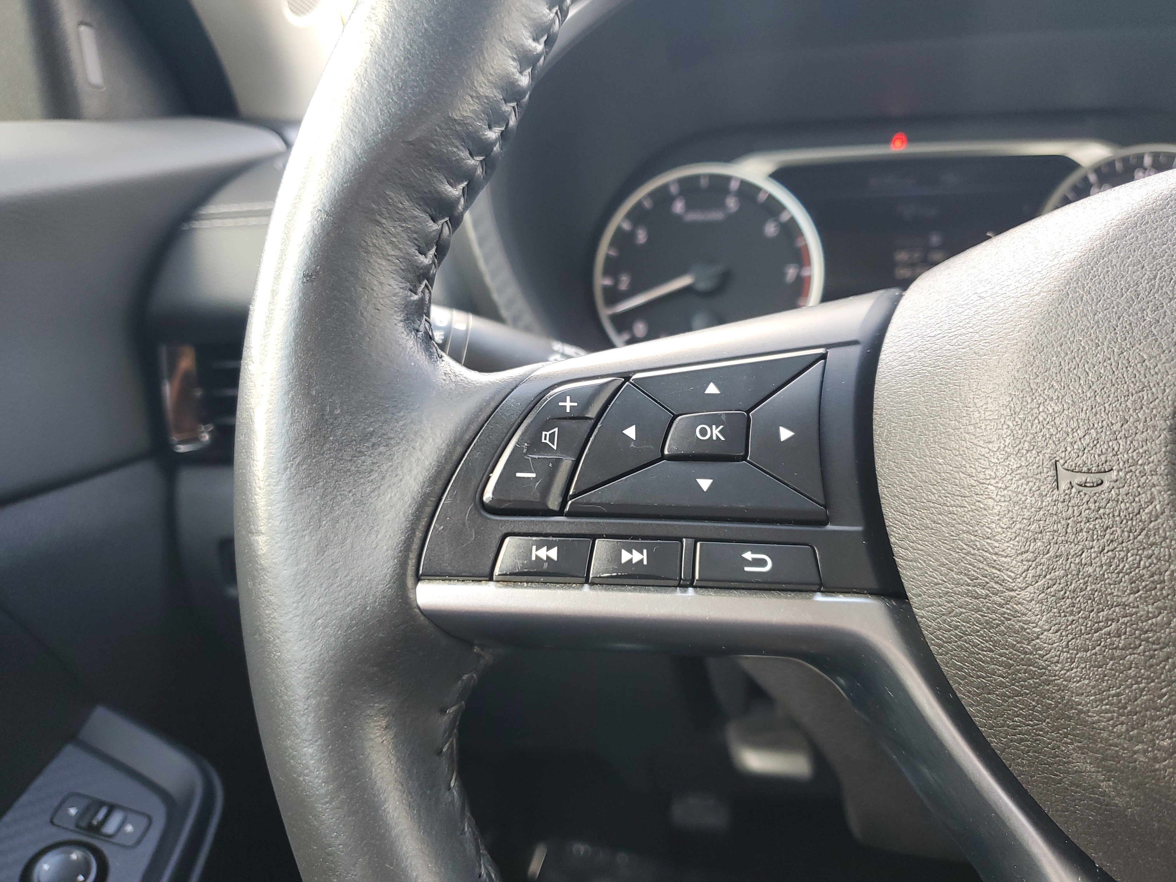 Certified 2022 Nissan Sentra SV w/ All-Weather Package image 17