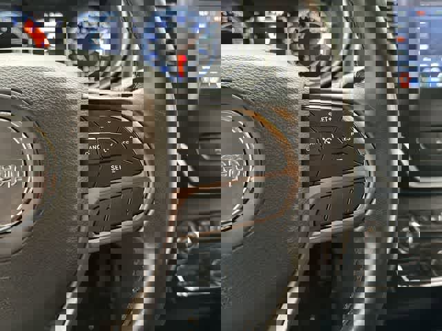 Used 2020 Jeep Cherokee Latitude Plus w/ Comfort/Convenience Group image 10