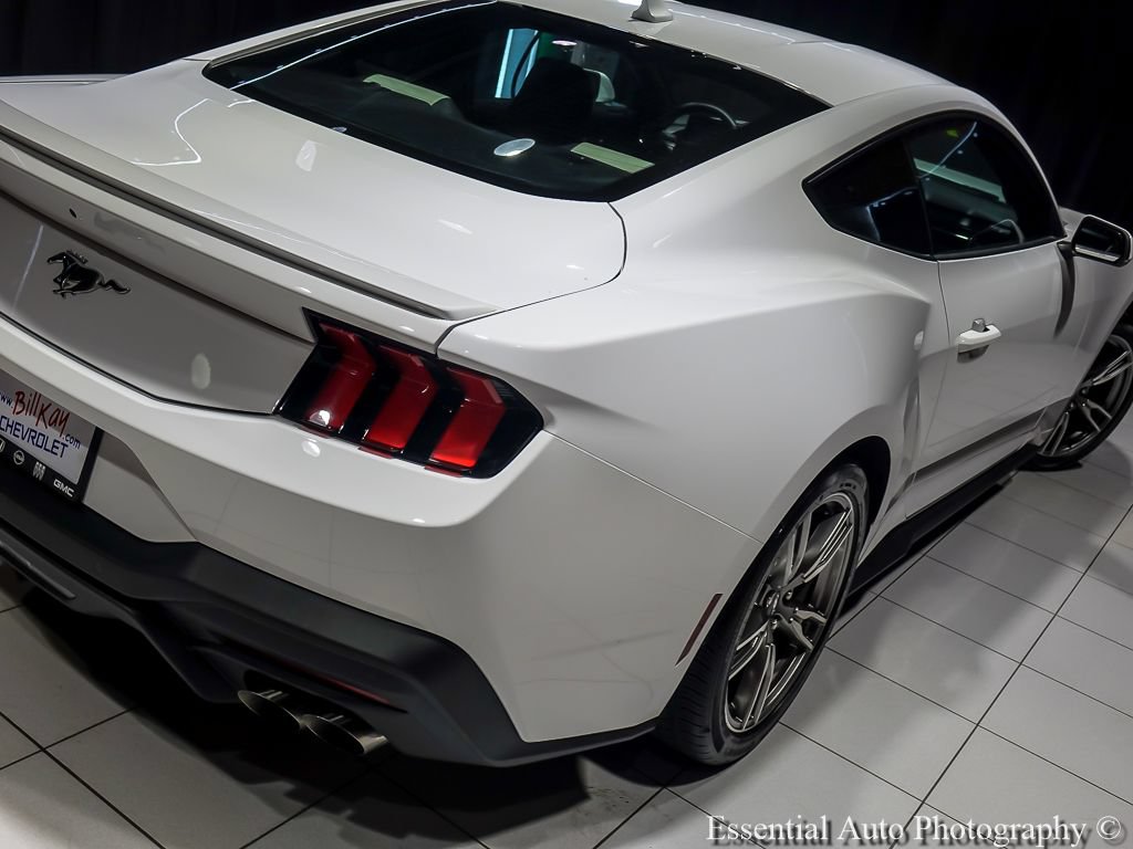 Used 2024 Ford Mustang Premium RWD image 8