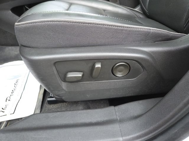 Used 2021 Buick Envision Essence w/ Sport Touring Package AWD/4WD image 42