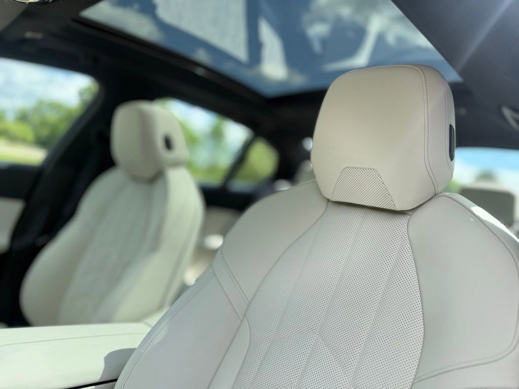 New 2027 BMW 530i xDrive AWD/4WD image 14