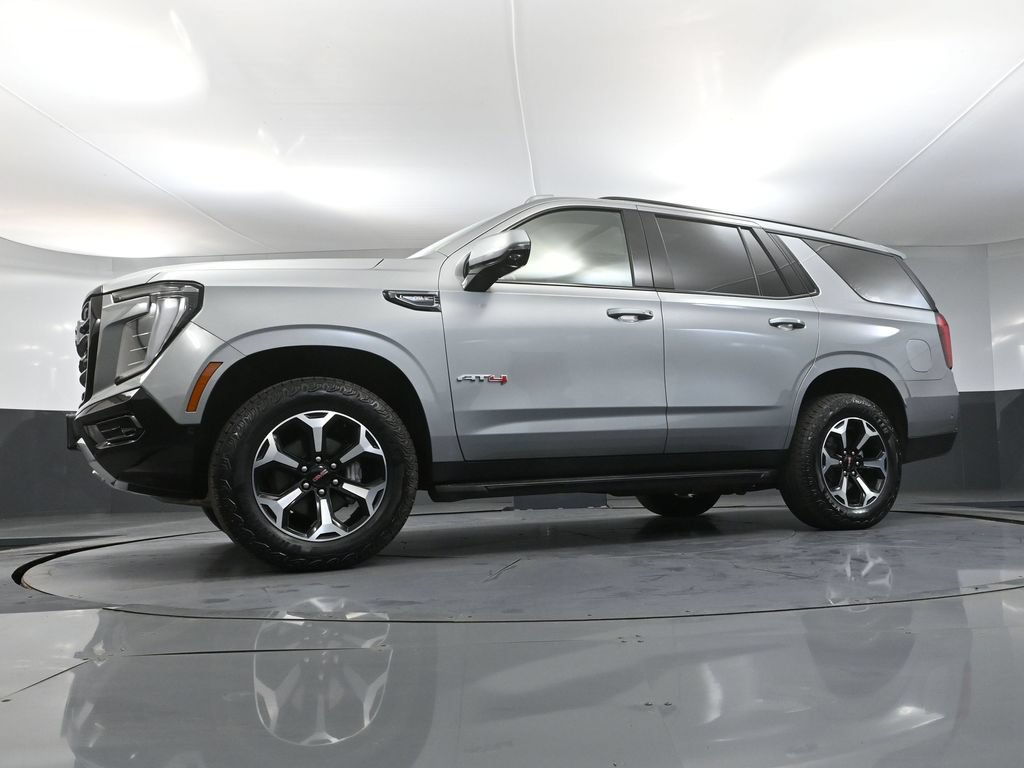 Used 2025 GMC Yukon AT4 AWD/4WD image 57