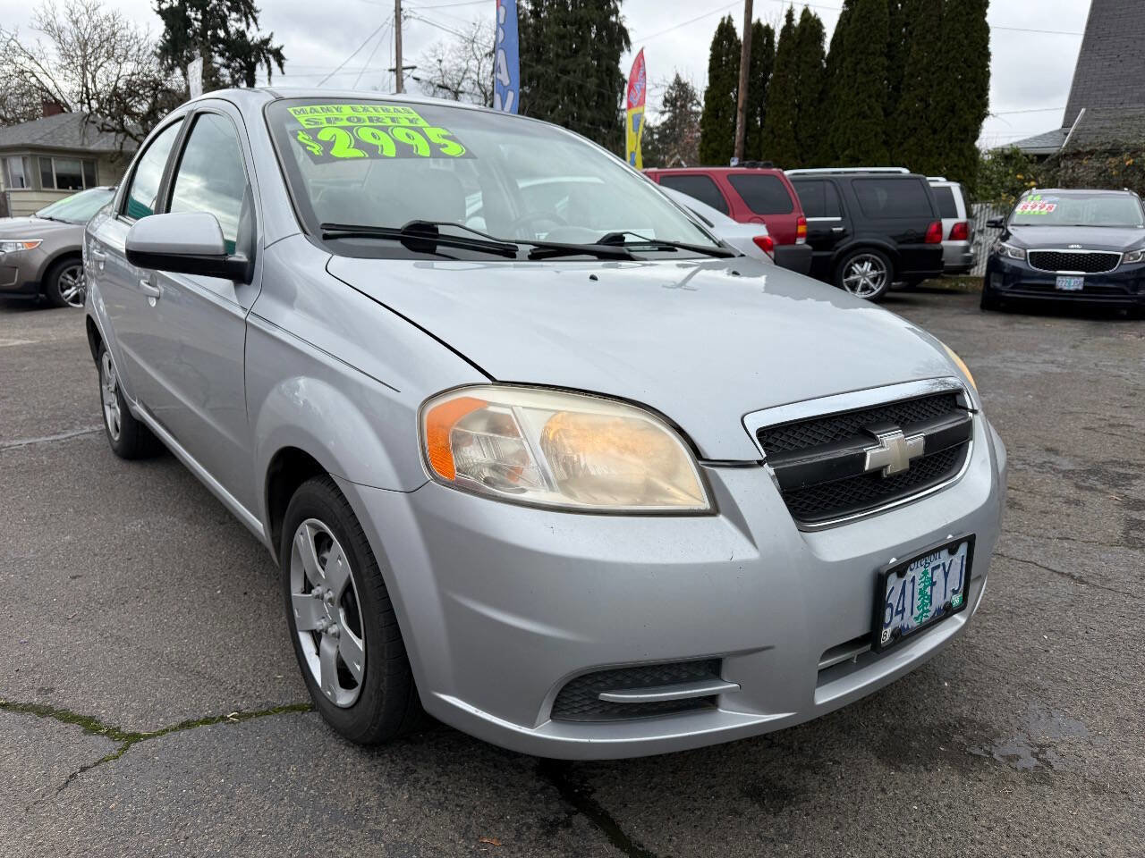 Used 2010 Chevrolet Aveo LT image 3