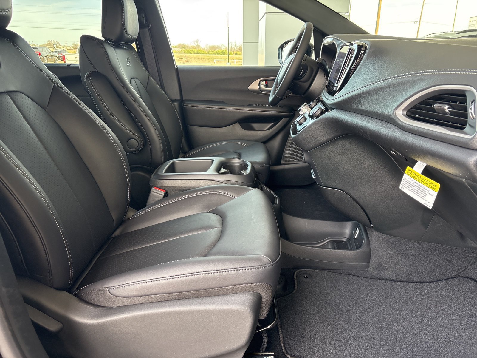 New 2026 Chrysler Pacifica Select w/ S Appearance Package FWD image 20