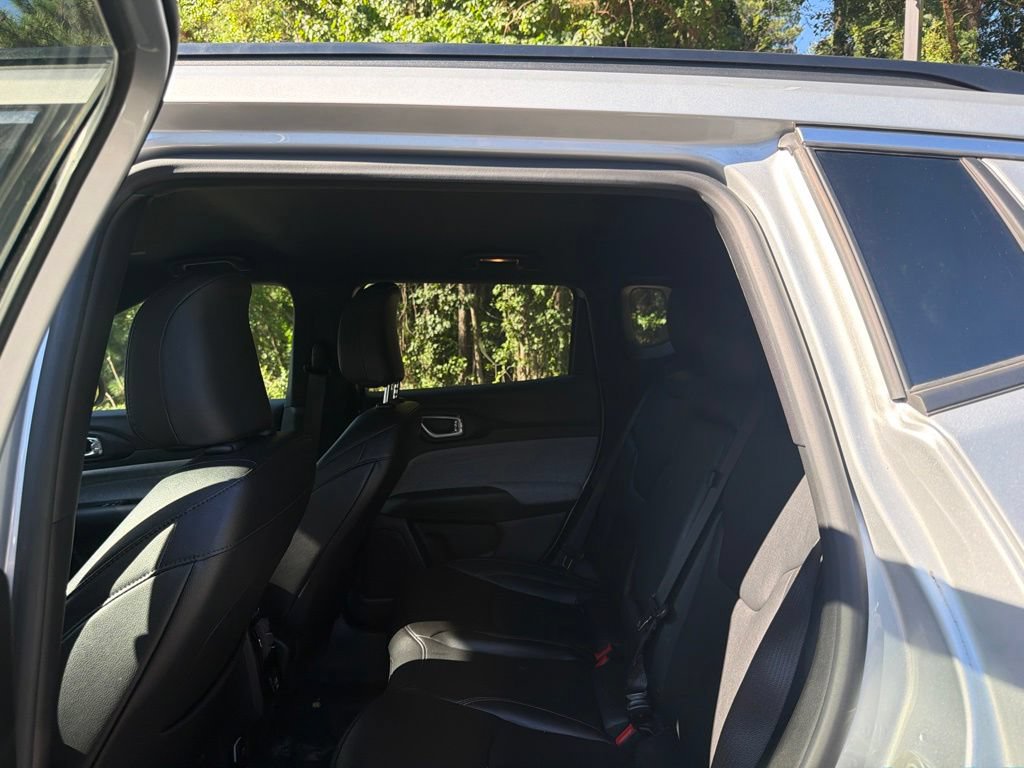 Certified 2024 Jeep Compass Latitude AWD/4WD image 13