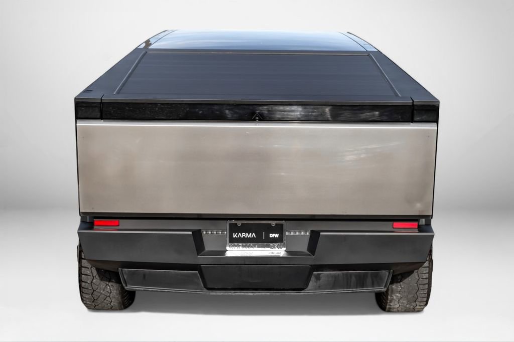 Used 2024 Tesla Cybertruck AWD Crew Cab image 7