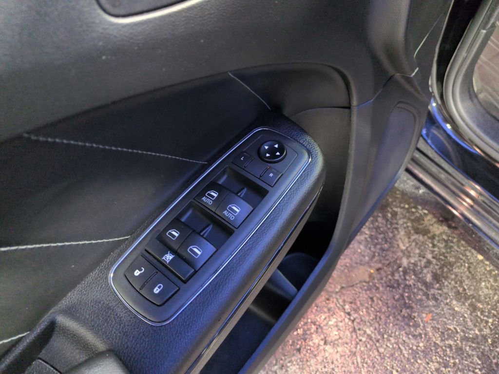 Used 2021 Dodge Charger R/T w/ Plus Group image 11
