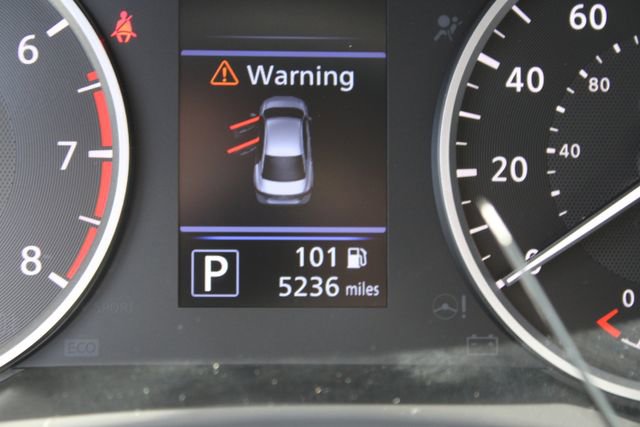 Used 2025 Nissan Sentra S image 19