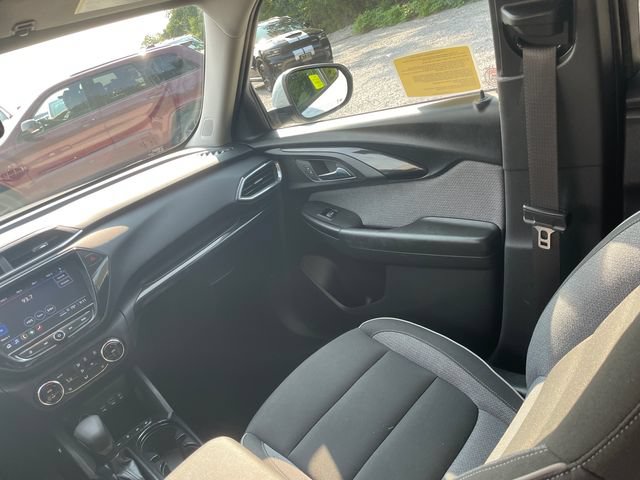 Used 2023 Chevrolet TrailBlazer LT w/ Convenience Package FWD image 22