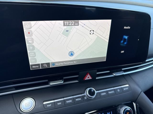 Used 2023 Hyundai Elantra SEL w/ Convenience Package image 5