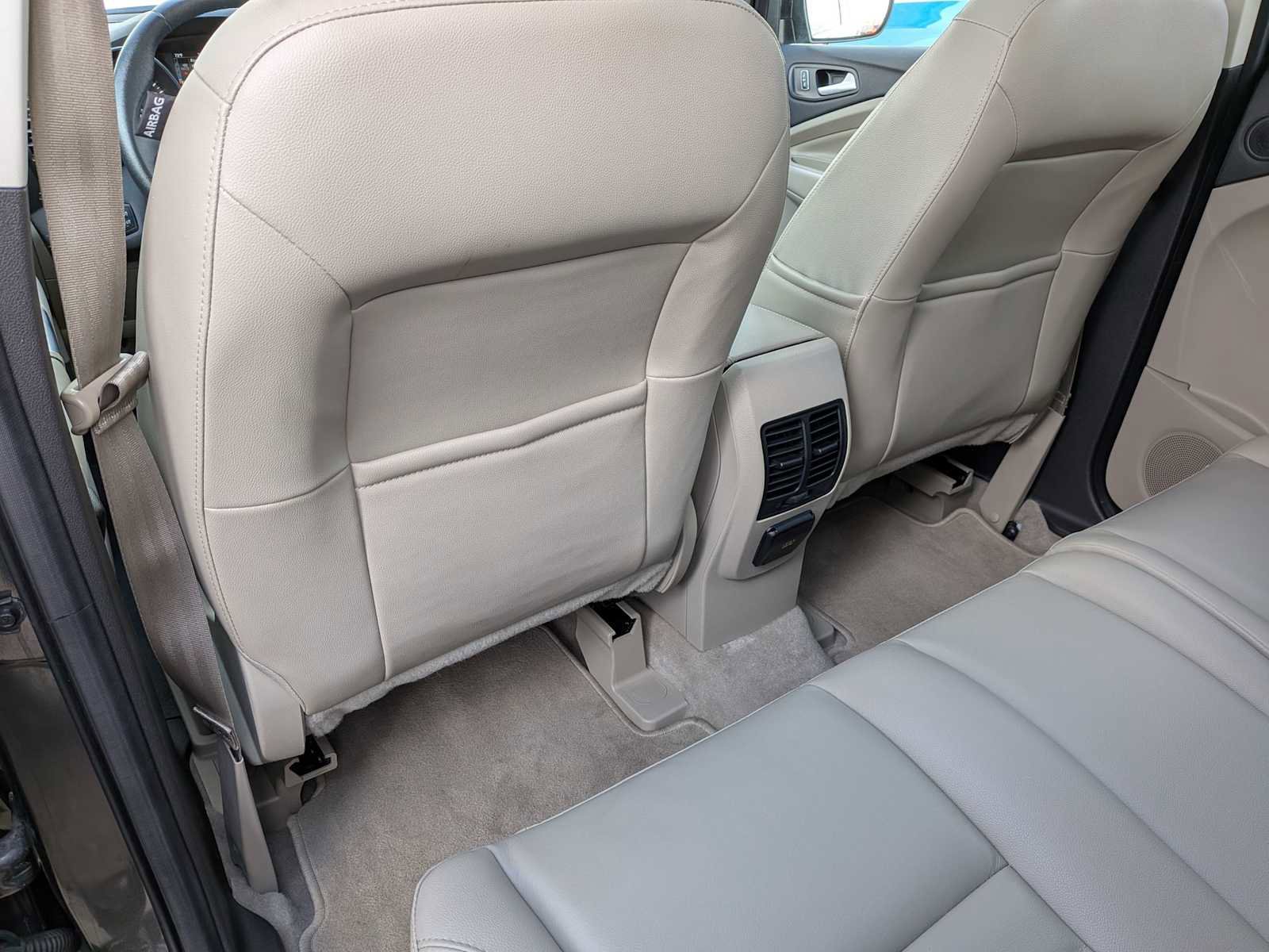 Used 2016 Ford Escape Titanium w/ Equipment Group 301A FWD image 18