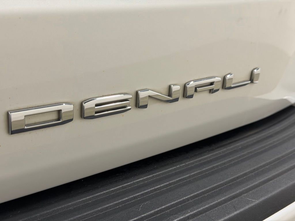 Certified 2022 GMC Yukon Denali image 15