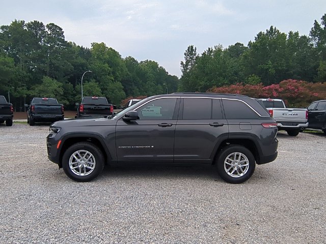 New 2026 Jeep Grand Cherokee Laredo X AWD/4WD image 2