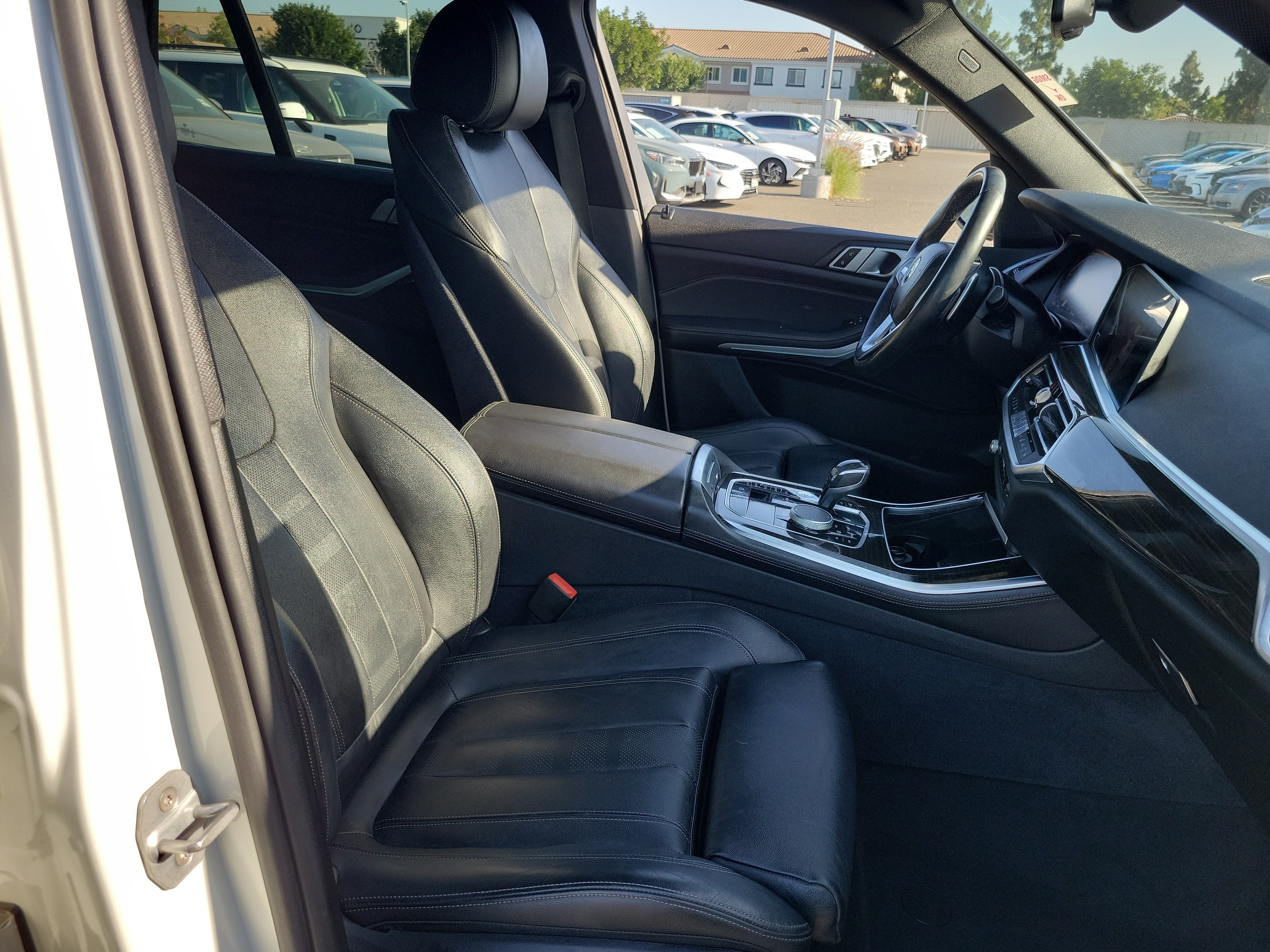 Used 2019 BMW X5 xDrive40i w/ Convenience Package AWD/4WD image 22