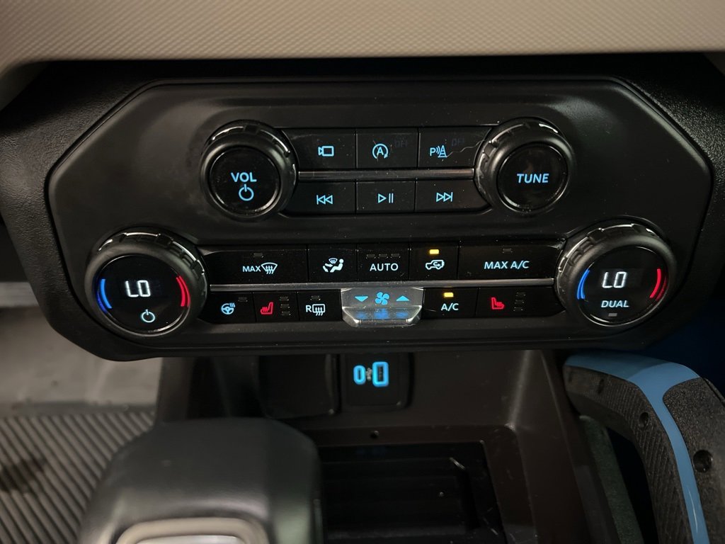 Certified 2024 Ford Bronco Wildtrak image 13